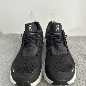 On Cloud Running Shoes Womens Size 9.5 Black White Athletic Gym Sneakers Swiss